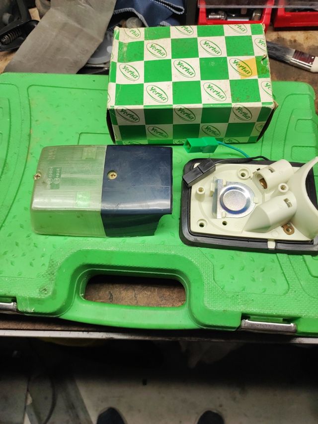 Portalámparas luz de matricula Renault6 renault12