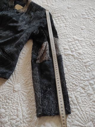 Cazadora corta entallada 