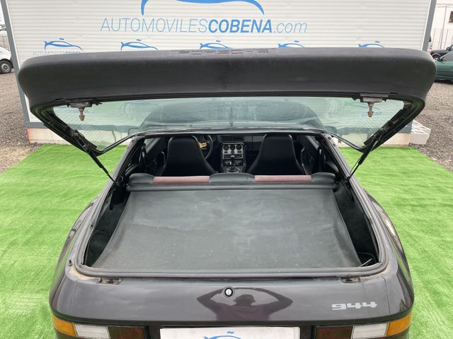 Porsche 944  2.5i 1986