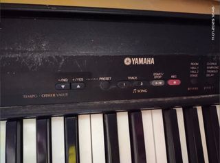Piano Yamaha P80