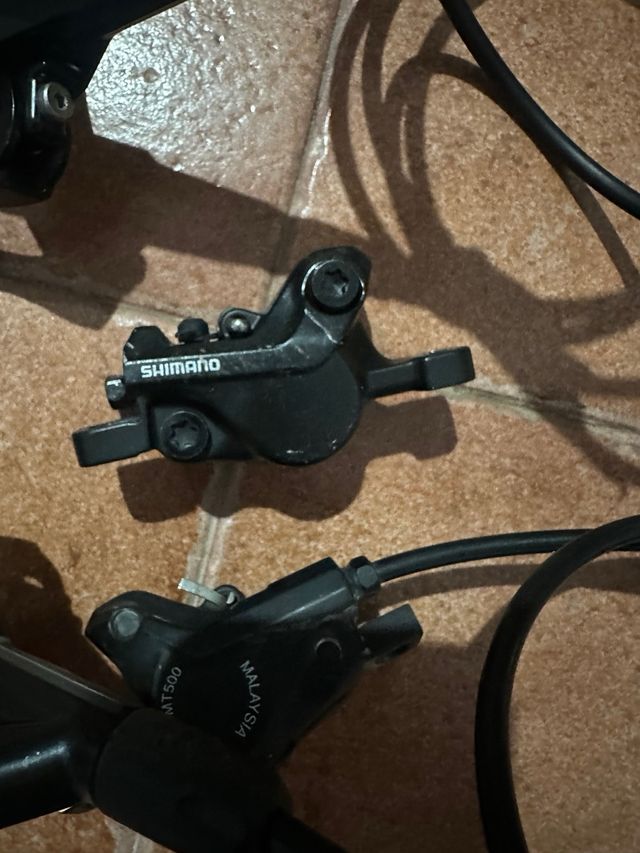 Frenos shimano mt500