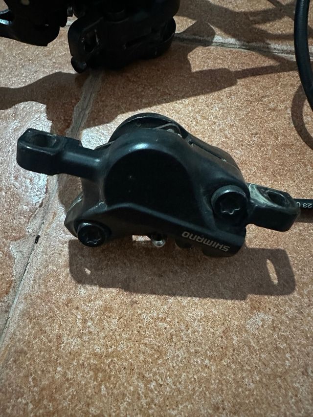 Frenos shimano mt500