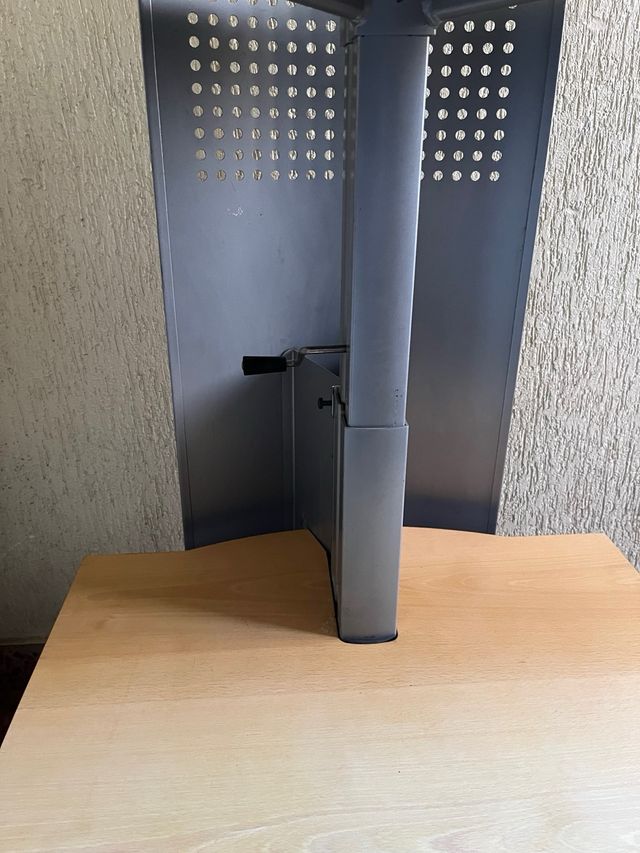 Mueble/soporte con ruedas TV y video