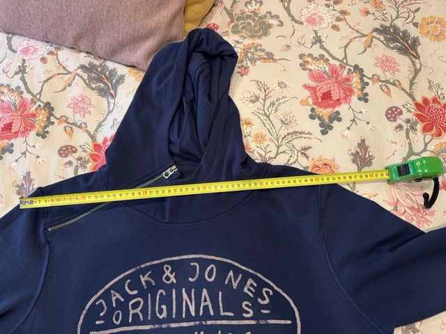 Sudadera con cremallera de cuello y capucha