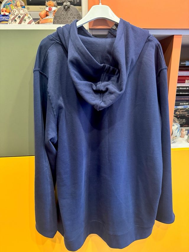 Sudadera con cremallera de cuello y capucha