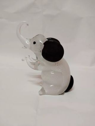 Statuetta Elefante Fermacarte In Vetro Di Murano.