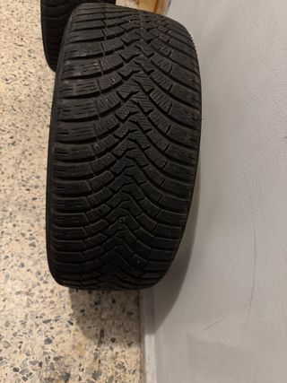 2 ruedas Falken EUROWINTER HS02 215/40 R17 87V XL