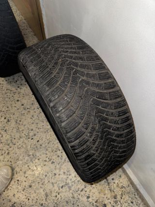 2 ruedas Falken EUROWINTER HS02 215/40 R17 87V XL