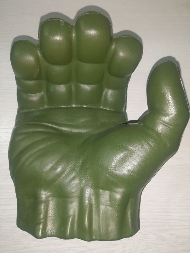 Puños Hulk