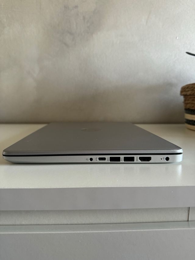 Vendo o scambio pc hp pavillon 14” i5 10th 16/25