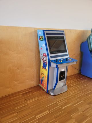 Alquiler máquinas arcade futbolín pinball