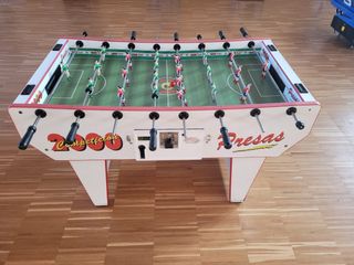 Alquiler máquinas arcade futbolín pinball
