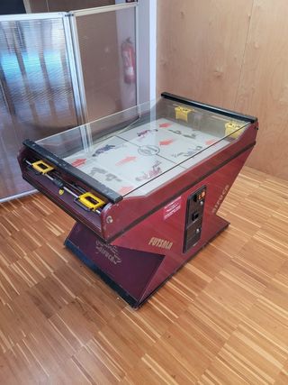 Alquiler máquinas arcade futbolín pinball