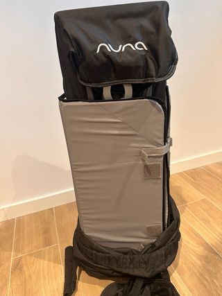Cuna de viaje Nuna 