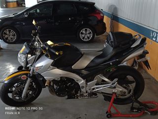 Suzuki G.S.R  600-2007 (ocasión)