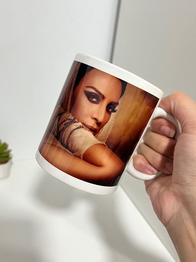 Taza Monica Naranjo Tour 4.0