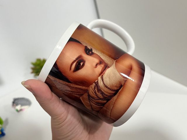 Taza Monica Naranjo Tour 4.0