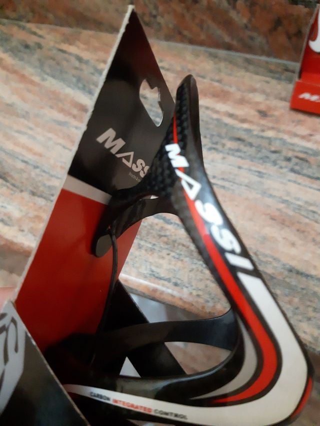 PORTABIDONES NUEVOS CARBONO MASSI.