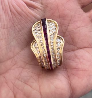 Juego de Pendientes y Colgante en oro 18k 