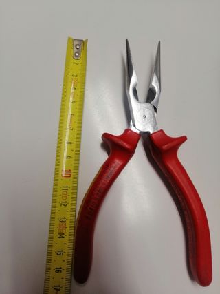 ALICATE UNIVERSAL, DE CORTE Y DE PUNTA