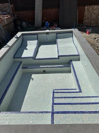 Empresa constructora piscinas y gunitado