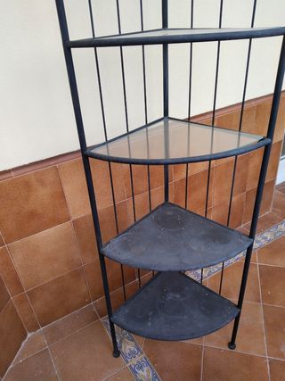 Estantería metálica