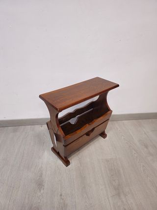 Tavolo per riviste in rovere rustico