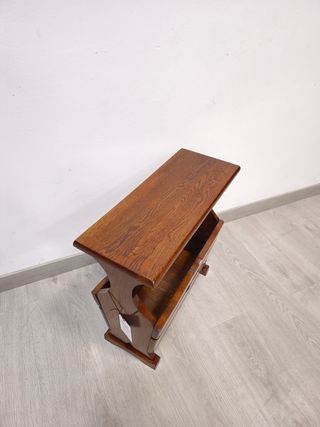Tavolo per riviste in rovere rustico
