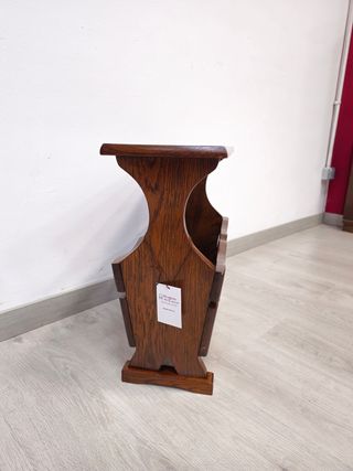 Tavolo per riviste in rovere rustico