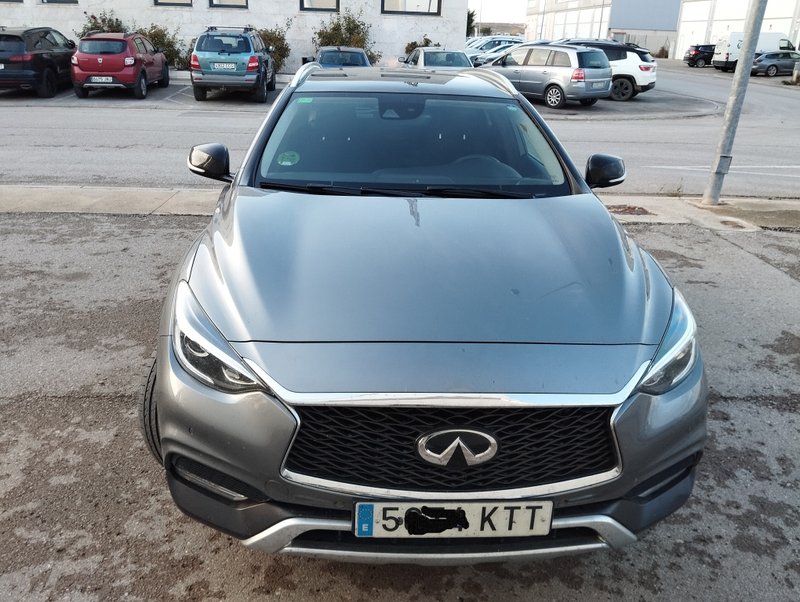 Infiniti QX30 2019 - foto 1