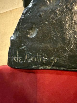 Escultura en bronce de la Reina Sofía