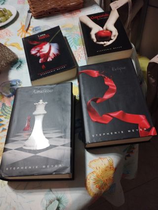 Luna nueva (Saga Crepúsculo 2)