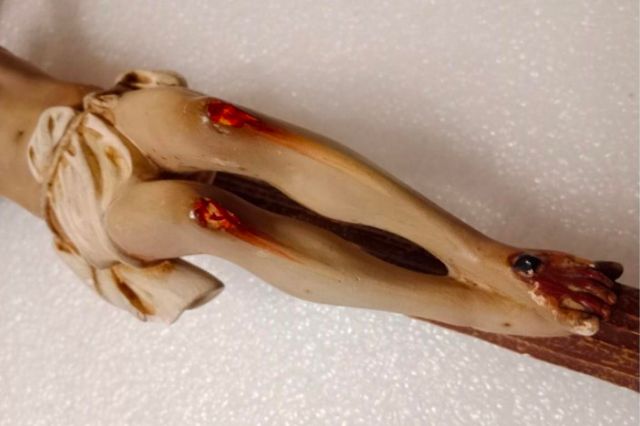 Cristo crucificado Olot arte religioso