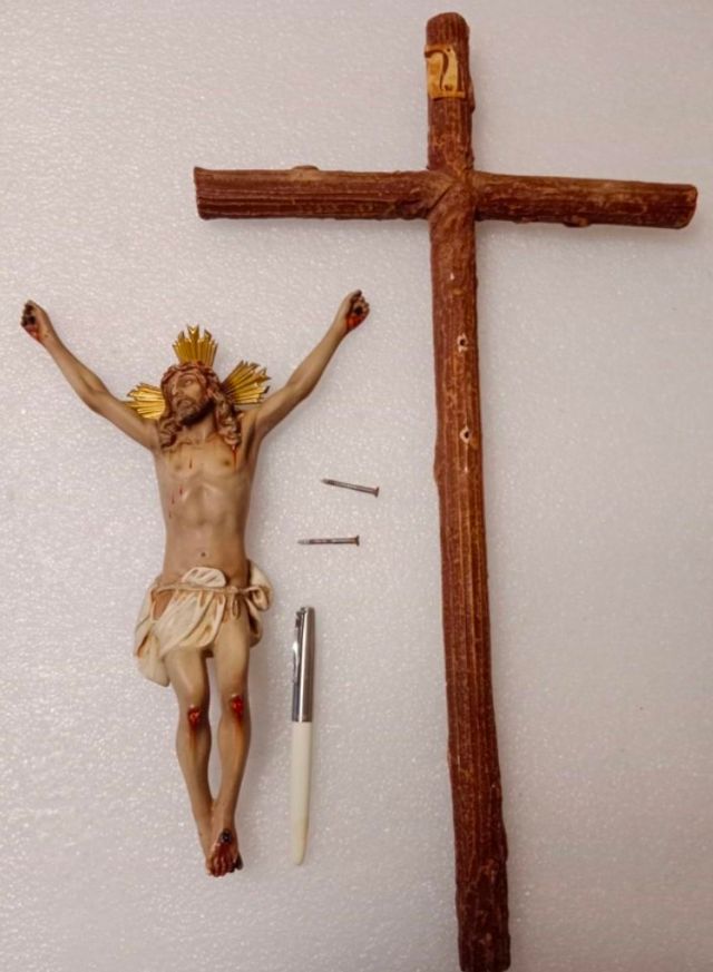 Cristo crucificado Olot arte religioso