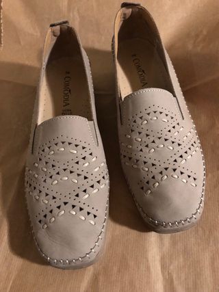 Scarpe da donna marca Comodia