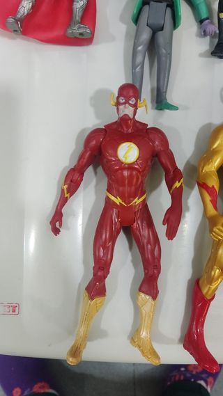 FIGURAS MARVEL NEBULA GAMORA VIUDA NEGRA