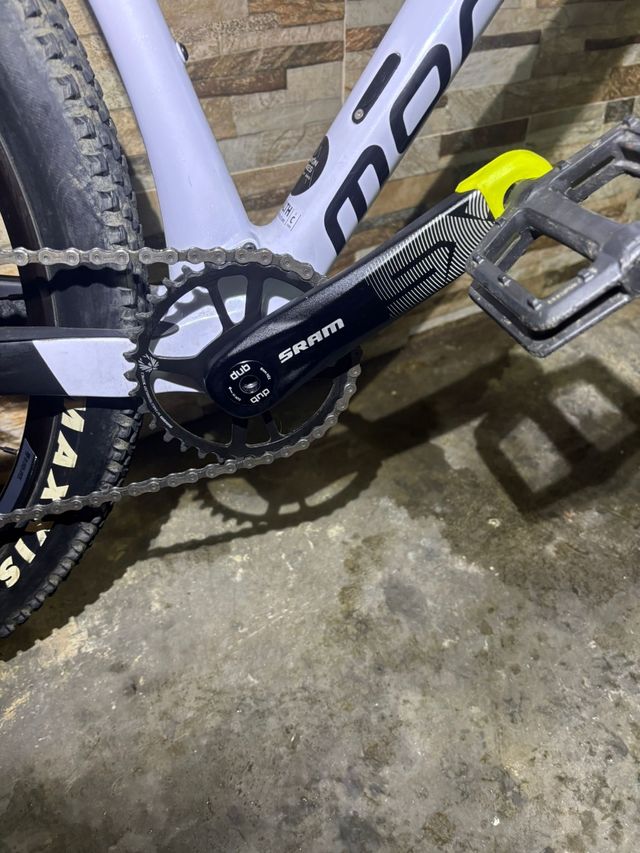 Mondraker carbono