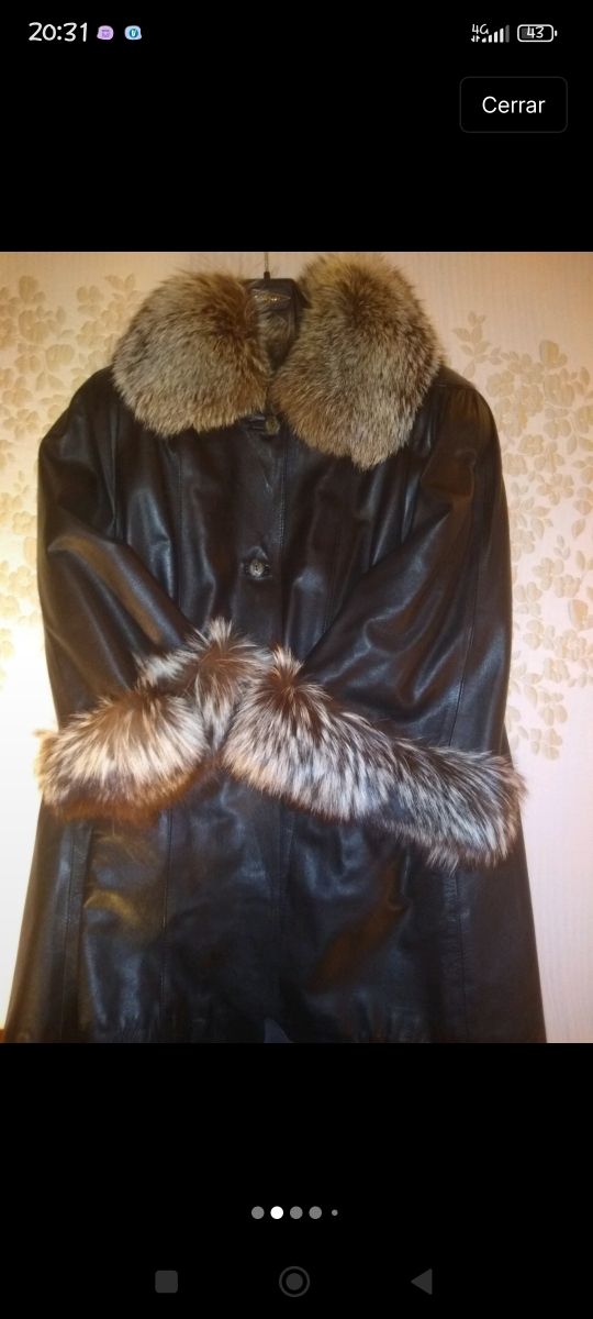 Abrigo piel negro