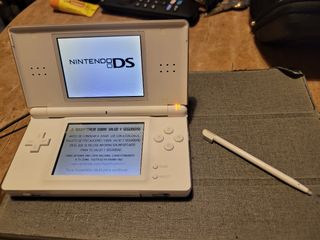 Consola NINTENDO DS