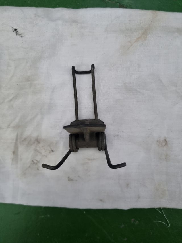 Soporte radiador Peugeot 106