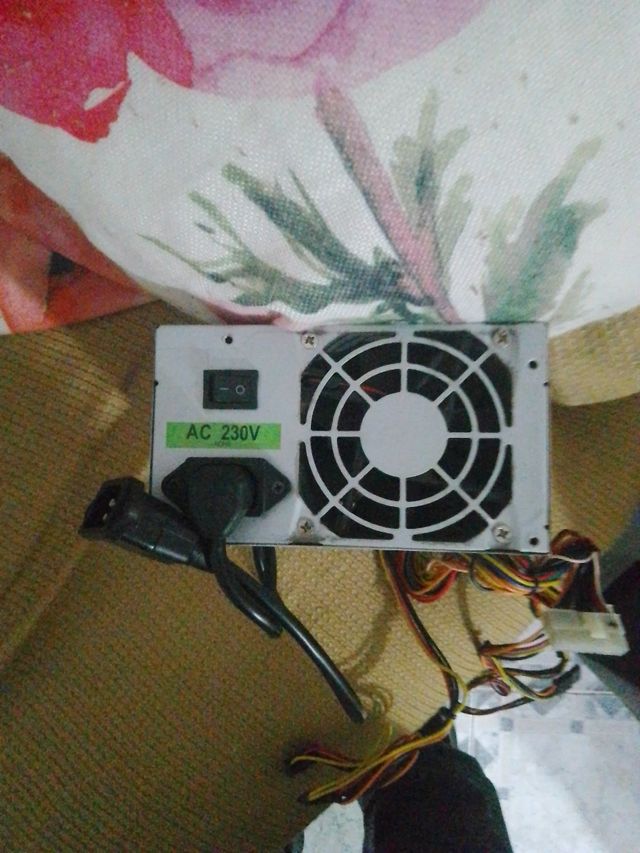 Fuente de alimentación pc