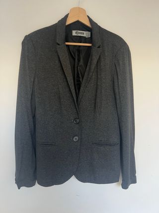 Blazer mujer fluida gris