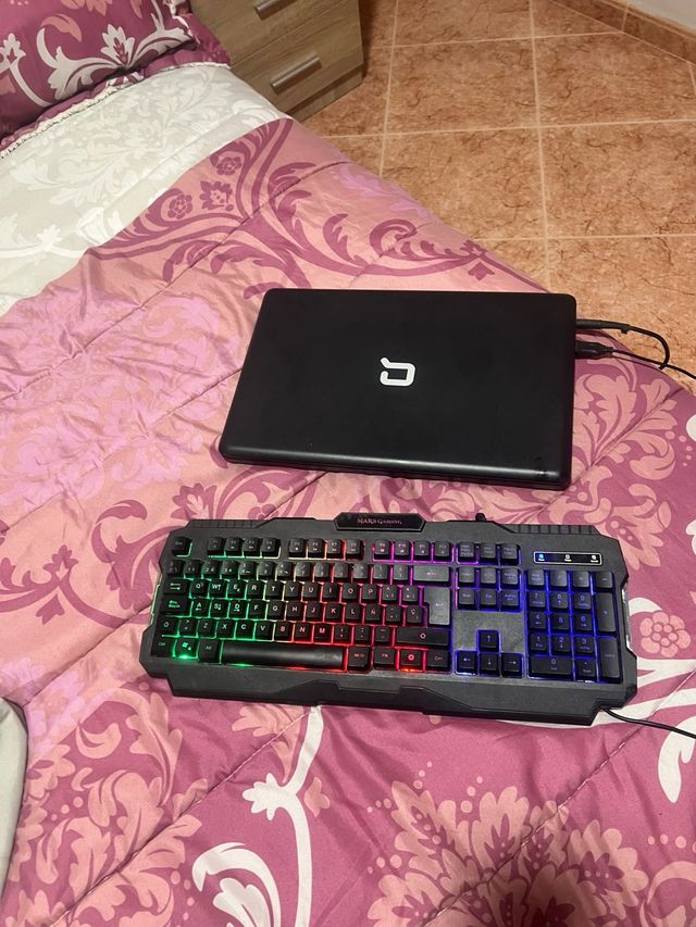 Sto vendendo un laptop