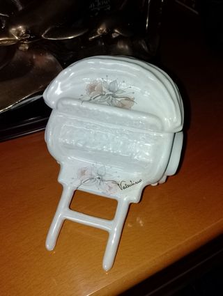 Antiguo Joyero de porcelana 