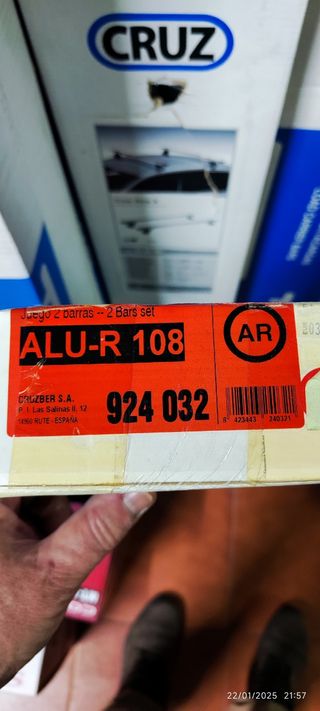 Bacas de techo , barras portaequipajes