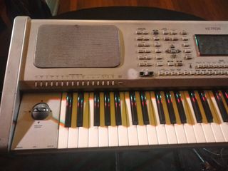 Teclado Ketron Sd5