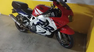 Moto deportiva Honda