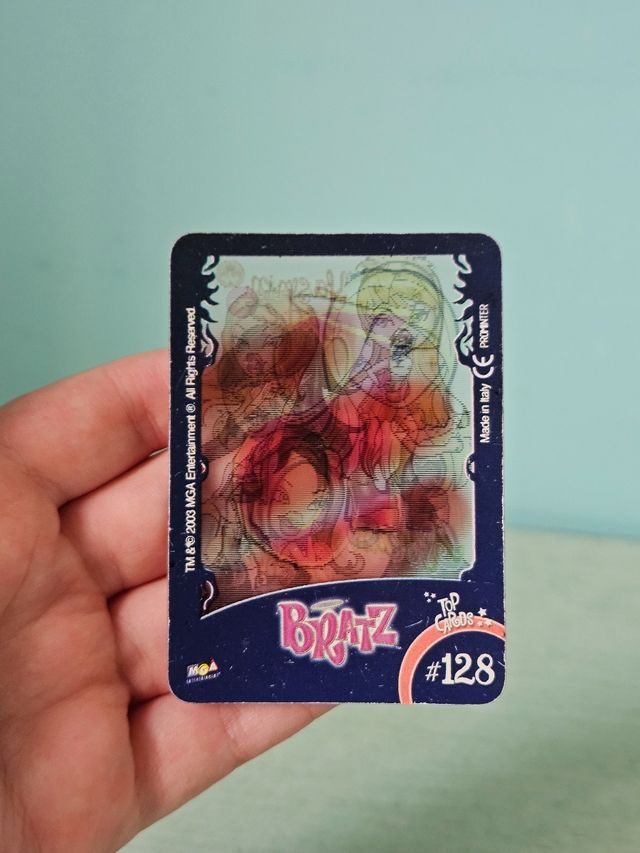 Top Cards Bratz #128 e portachiavi