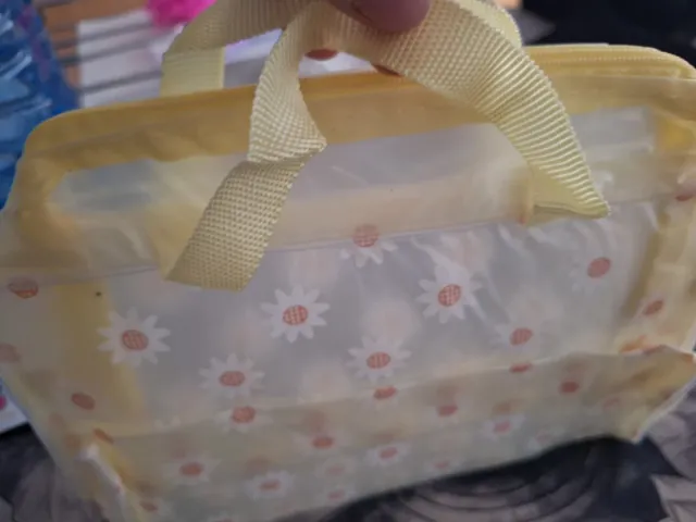 Set 3 neceseres maquillaje flores