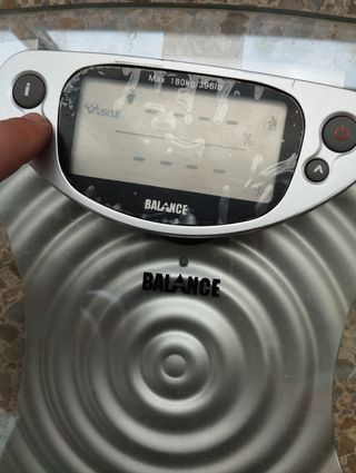 Báscula BALANCE analizador Fisiológico Digital